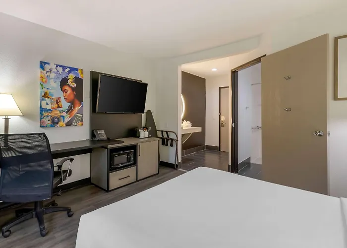 La Quinta By Wyndham Des Moines West Clive